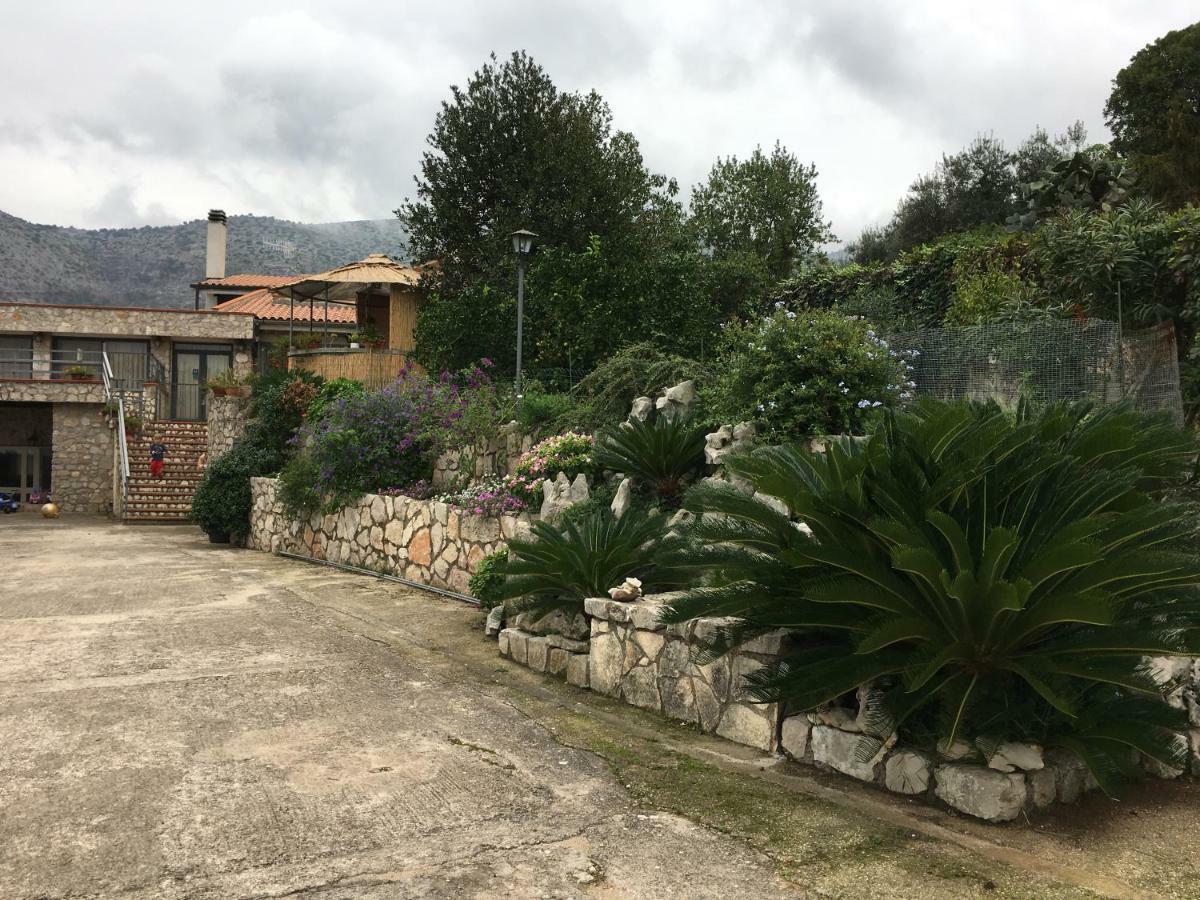 B&B La Vecchia Scuola Sonnino Eksteriør billede