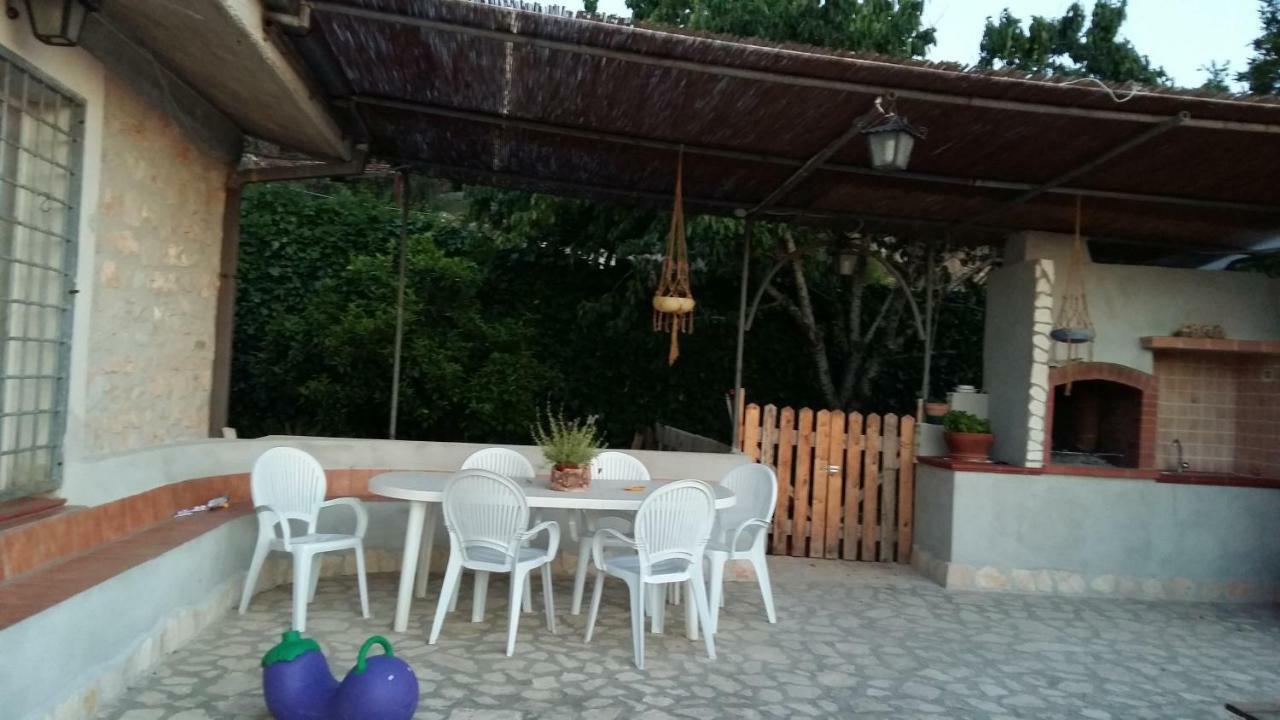 B&B La Vecchia Scuola Sonnino Eksteriør billede