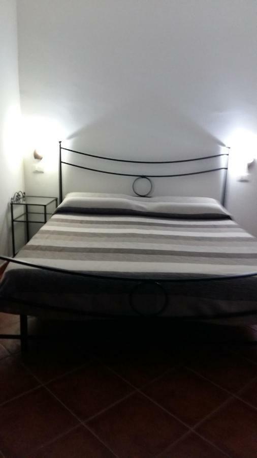 B&B La Vecchia Scuola Sonnino Eksteriør billede